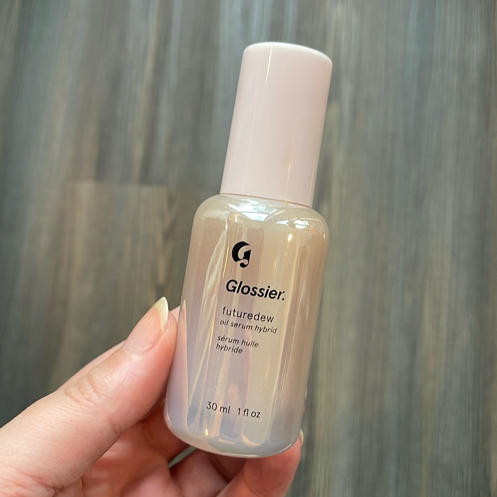 Glossier Future Dew